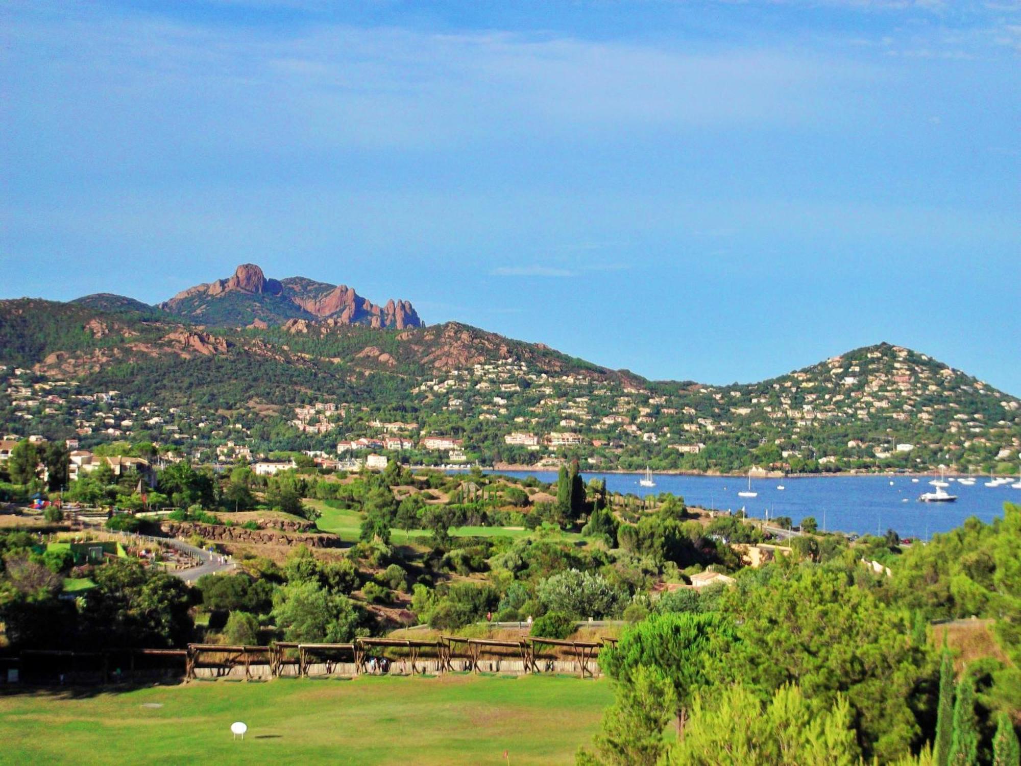 3 Pieces Tout Confort A Cap Esterel แซ็งต์-ราฟาเอล ภายนอก รูปภาพ